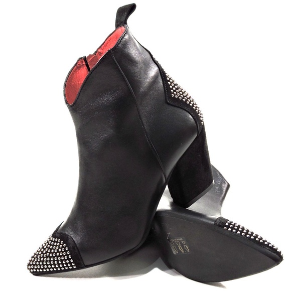 GIO+ 🇮🇹 BLACK LEATHER HEELED BOOTIE - Picture 9 of 10